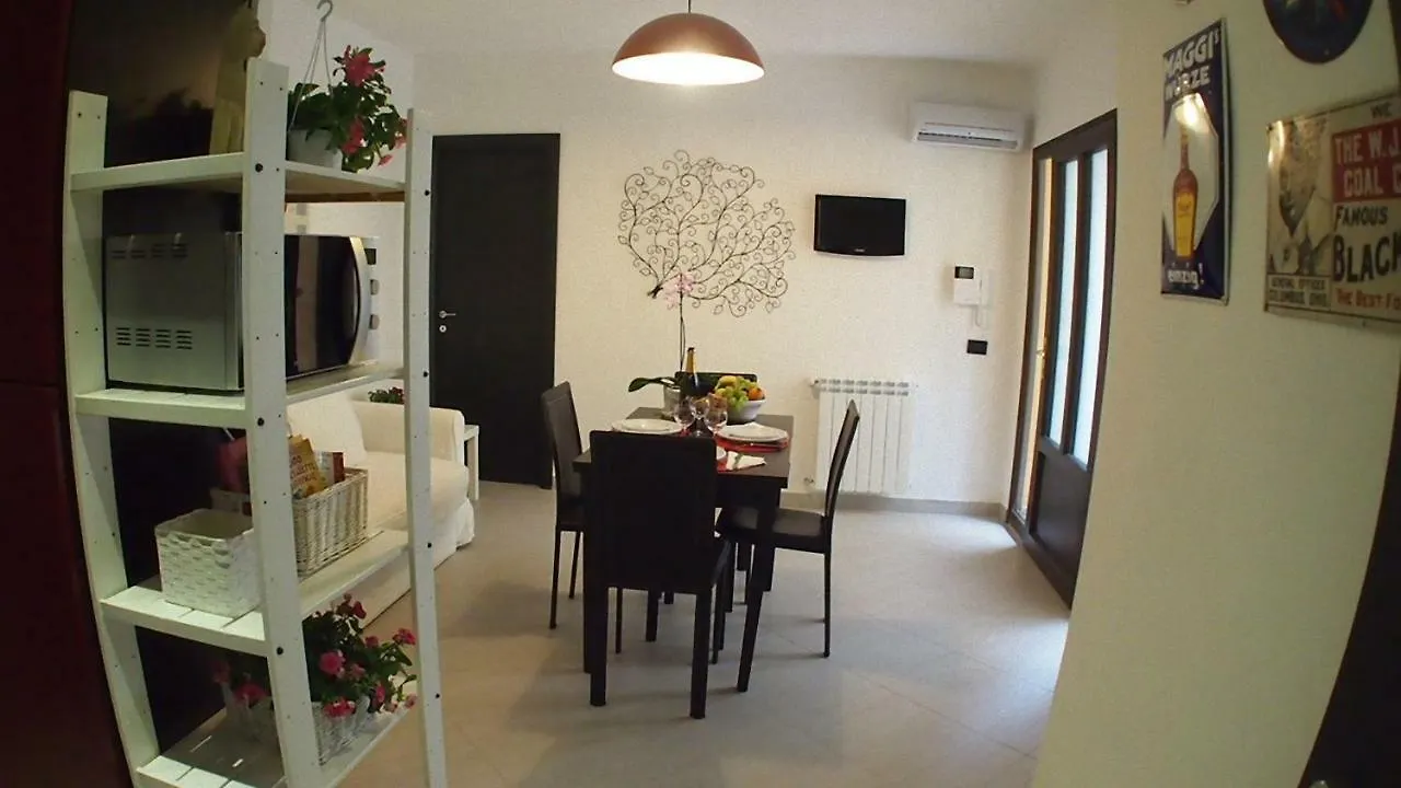 Holiday home La Piazzetta Apartment Rome